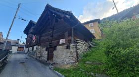 Holiday home for sale in Sobrio, Switzerland