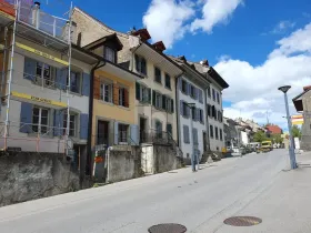 apartamento andar à venda em Avenches, Suíça