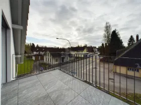 Tetőtéri lakás kiadó a  oldalon. Bätterkinden, Svájc