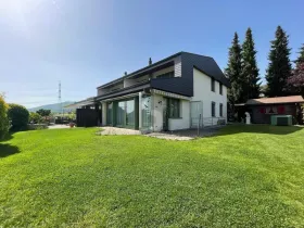 Semi-detached house for rent in Stüsslingen, Switzerland