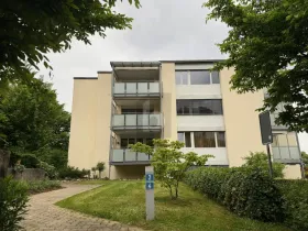 Etagenwohnung zu vermieten in Oberrieden, Schweiz