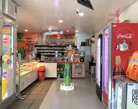 ショップ エパリンジェ  スイス