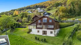 Vivienda unifamiliar en venta en Collombey, Suiza