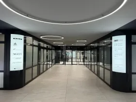 Bloque de oficinas Canton de Geneve En Renta Suiza
