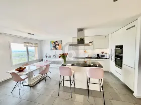 Floor Apartment for sale in Villars-Sainte-Croix, Switzerland