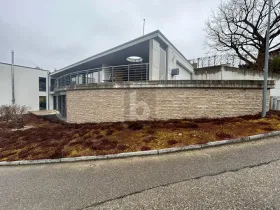 Penthouse eladó a  oldalon. Münster-Aux Arsattes, Svájc