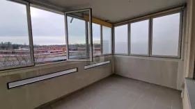 Lapos Zürich Eladó Svájc