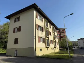 Flerfamiliehus til salgs i Porrentruy, Sveits
