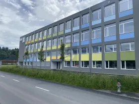 オフィススペース 賃貸 で ザーネン, スイス