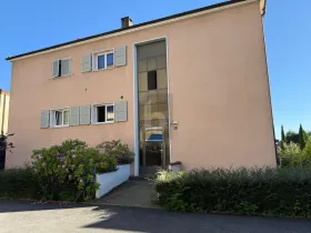 Plat te huur in Pully, Zwitserland