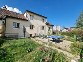 Terraced houses for rent in Les Geneveys-sur-Coffrane, Switzerland