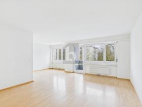apartamento andar à venda em Langenthal, Suíça
