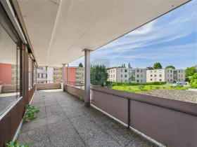 Lapos kiadó a  oldalon. Bützberg, Svájc