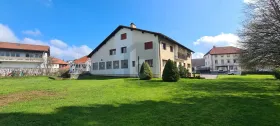 Casa multifamiliar à venda em Les Breuleux, Suíça