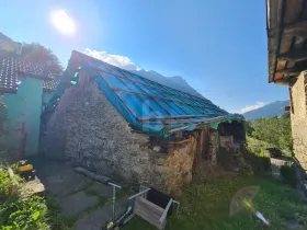 一戸建て わし座  スイス