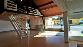 Shop for rent in Feldbach, Switzerland