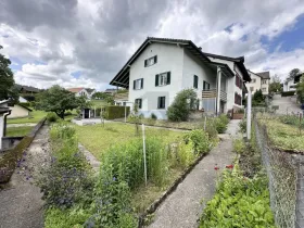 Odvojena kuća za prodaju u Liesberg, Švicarska