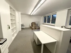 Irodahelyiségek Basel Kiadó Svájc