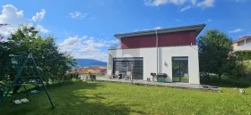 一戸建て コーレンドリン  スイス