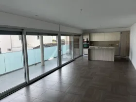 zemin apartman  Monte Carasso Satılık İsviçre