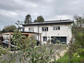 Önálló ház eladó a  oldalon. Founex, Svájc