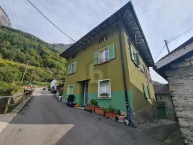 一戸建て オソーニャ  スイス