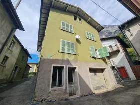 一戸建て オソーニャ  スイス