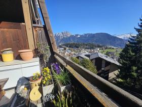 Gulv Leilighet  til salgs i Leysin, Sveits