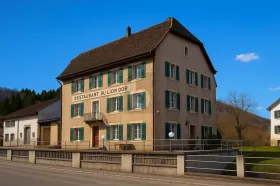 bâtiment commercial en vente à Cornol, Suisse