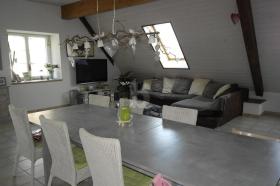 Gulv Leilighet  til salgs i Boncourt, Sveits