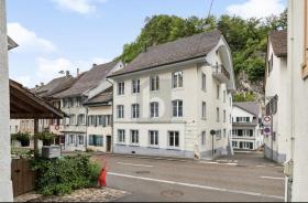 Többcsaládos eladó a  oldalon. Waldenburg, Svájc