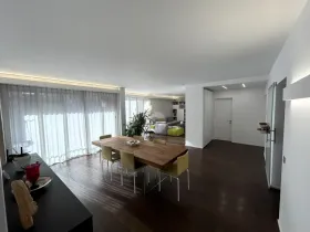 Etagenwohnung zu verkaufen in Sorengo, Schweiz