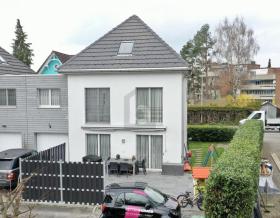 Enebolig til salgs i Erlen, Sveits