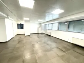办公空间 出租 于 卡莫里诺, 瑞士