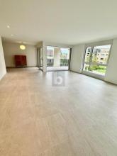 Etagenwohnung zu vermieten in Eschenbach (SG), Schweiz
