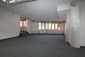 Espacio de oficina en alquiler en Zwingen, Suiza