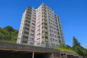 Etagenwohnung zu vermieten in Le Locle, Schweiz