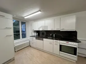 Doctor's office for rent in Biel/Bienne-Altstadt, Switzerland