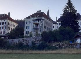 Kat Apartman za najam u Les Brenets, Švicarska