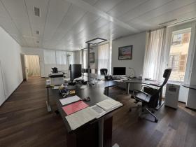 Bürohaus zu vermieten in Canton de Geneve-Grottes et Saint-Gervais, Schweiz