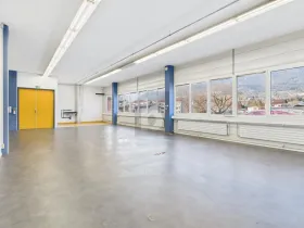 Salle de production pour le loyer à Bettlach, Suisse
