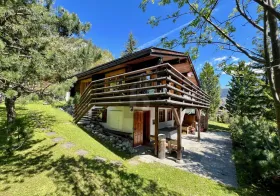 Casa de vacaciones en venta en Arosa, Suiza