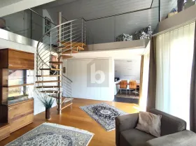 Maisonette lakás eladó a  oldalon. Ossingen, Svájc