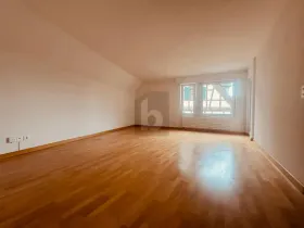 apartamento andar para alugar em Basel-Wettstein, Suíça