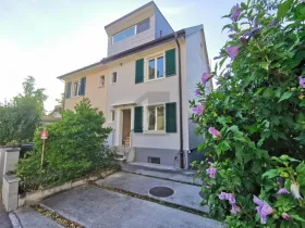 ikerház kiadó a  oldalon. Allschwil-Iselin, Svájc