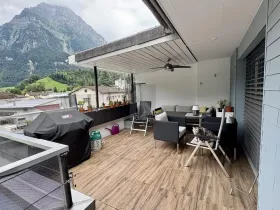 Apartamento sótão para alugar em Klöntal, Suíça