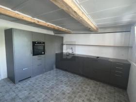 Apartamento térreo para alugar em Zell, Suíça