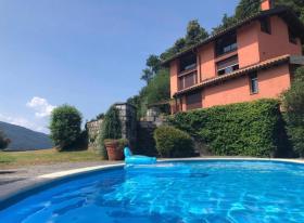 Vivienda unifamiliar en venta en Tresa, Suiza