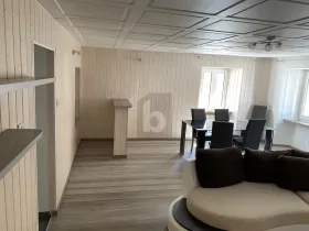 Gulv Leilighet  til salgs i Ambrì, Sveits