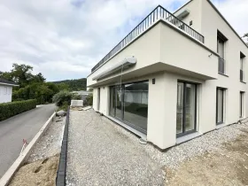 Gulv Leilighet  til leie i Arlesheim, Sveits